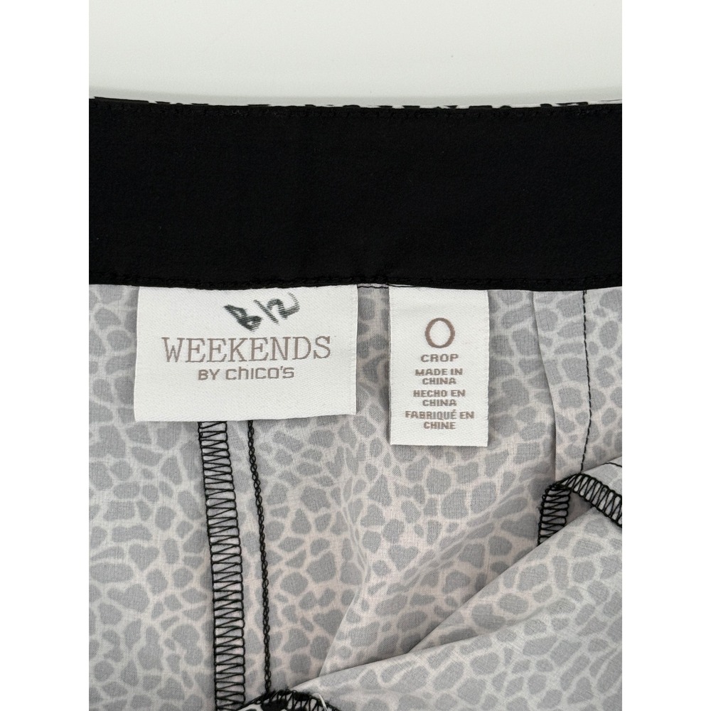 Weekends by Chicos Women 0 Black White Animal Print Capri Pants Stretch Summer - Picture 6 of 13
